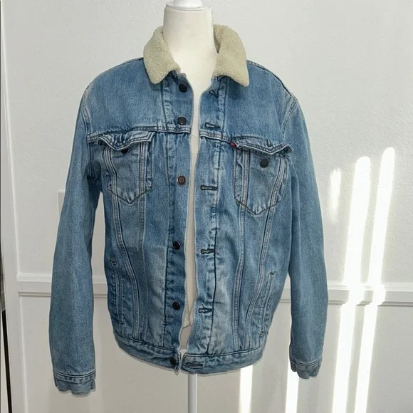 Levi's Sherpa Lined Denim Jacket